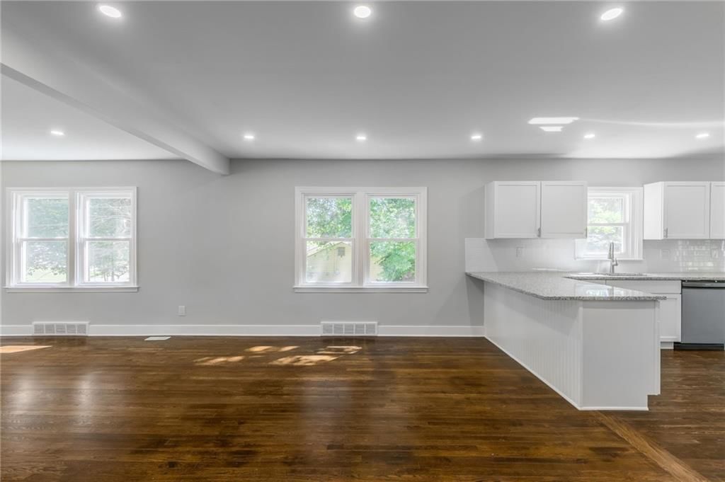 10305 E 70th Terrace — photo 9
