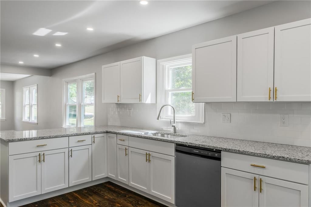 10305 E 70th Terrace — photo 12