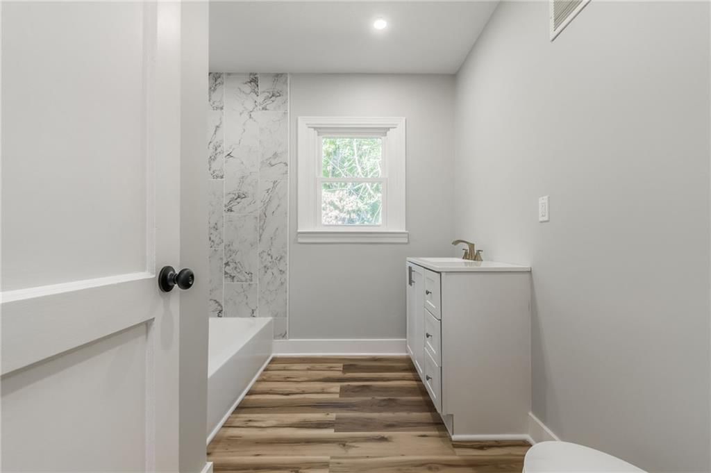 10305 E 70th Terrace — photo 15