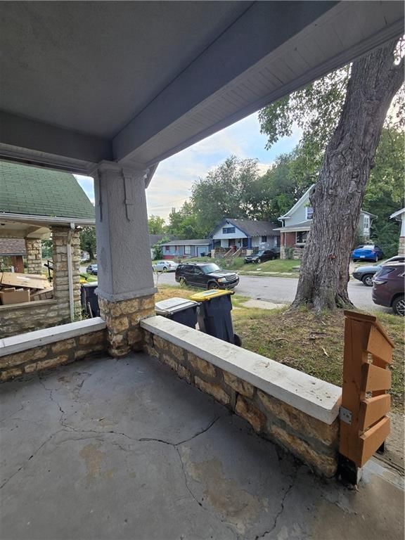 4617 S Benton Street — photo 2