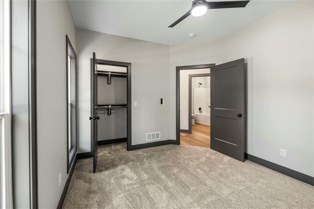 708 N Main Street — photo 15