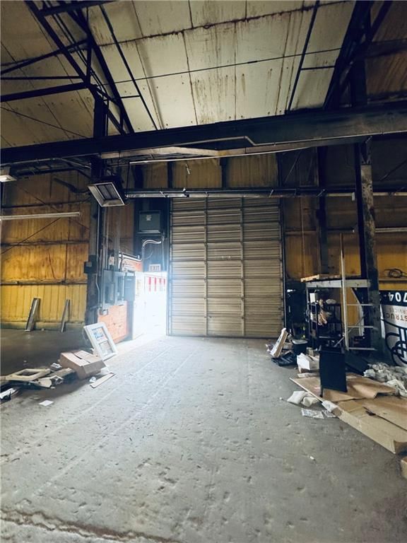 118 S Locust Street — photo 11