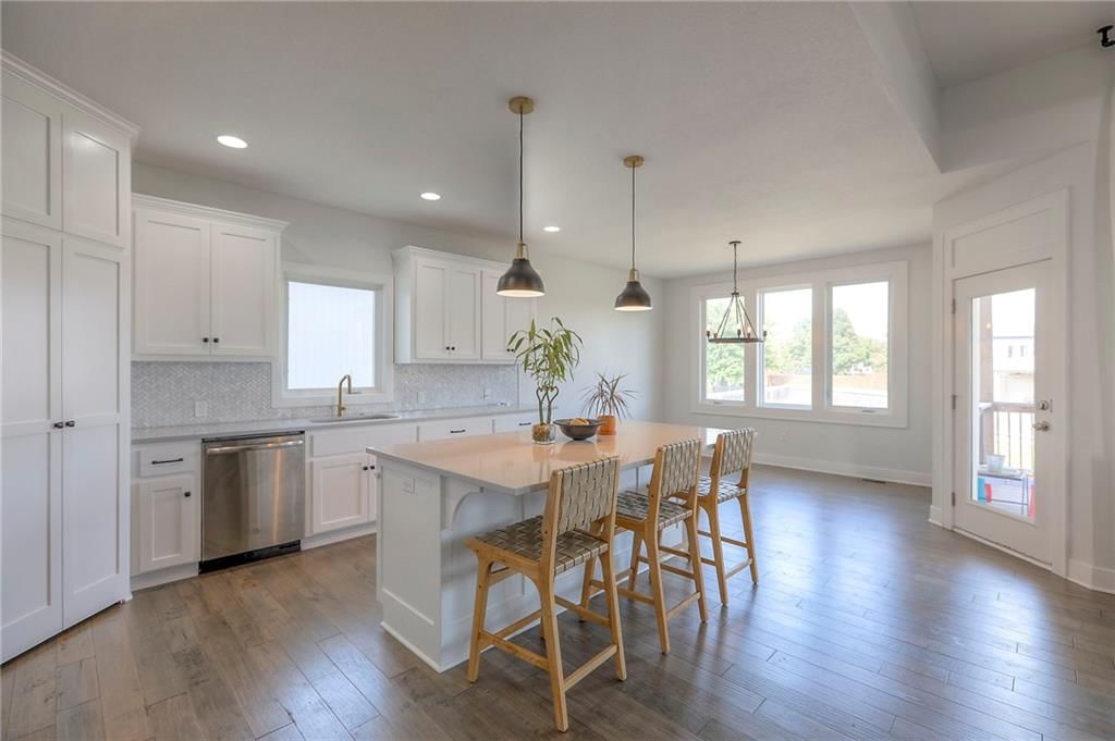 Photo 12 of 58 - 24976 W 87th Street