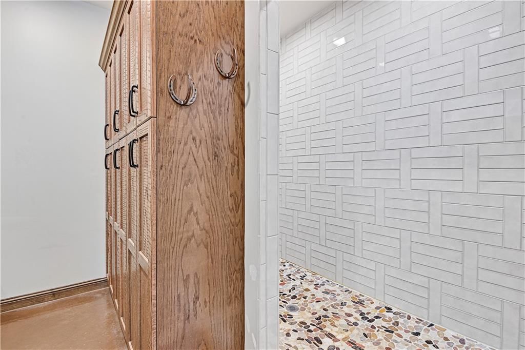 14001 Prospect Avenue — photo 26