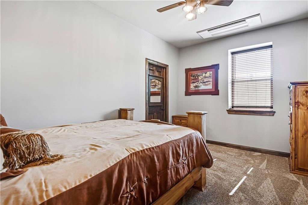 14001 Prospect Avenue — photo 35