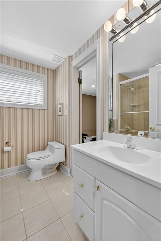 1257 W 63rd Terrace — photo 33