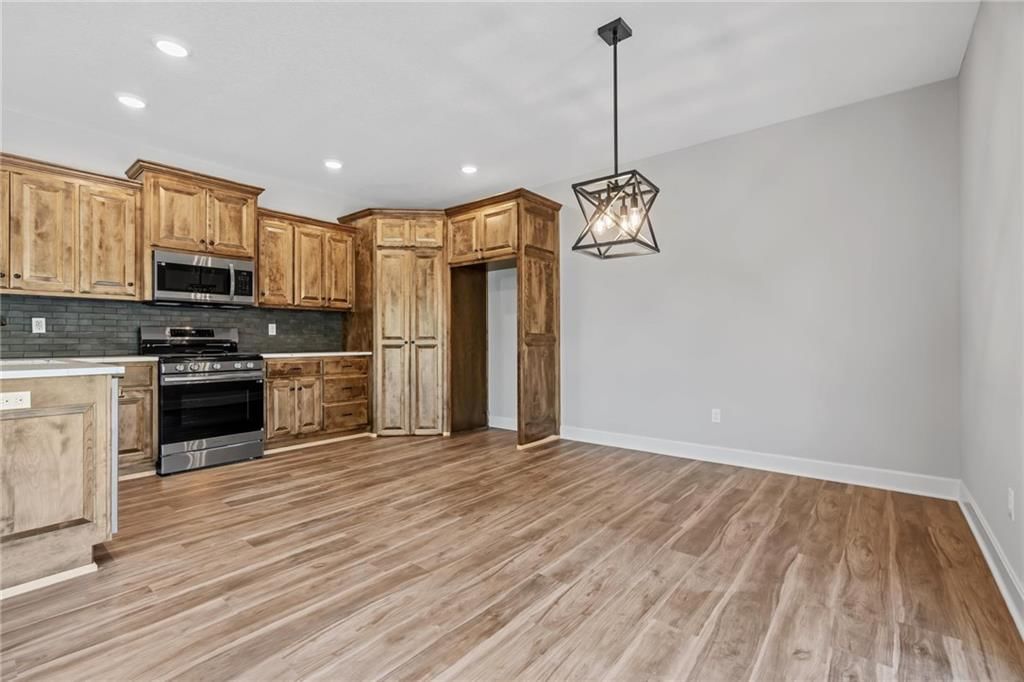606 Patrick Drive — photo 16