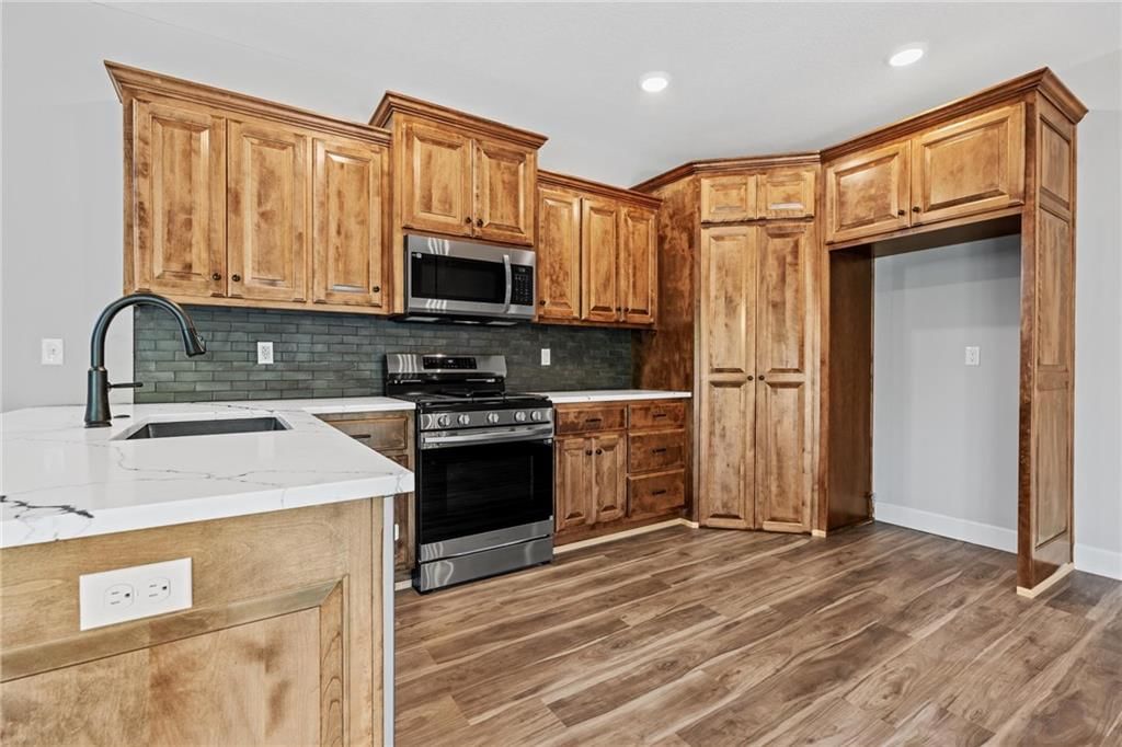 606 Patrick Drive — photo 17