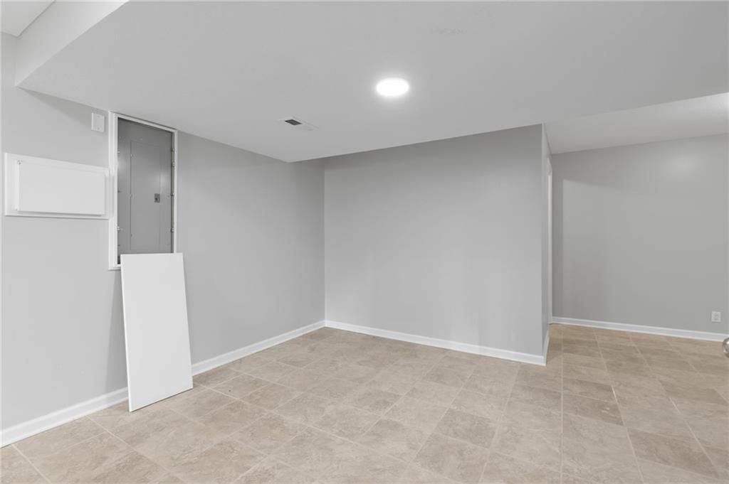 109 Deerfield Drive — photo 28