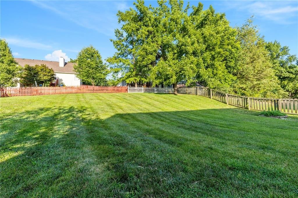 109 Deerfield Drive — photo 37