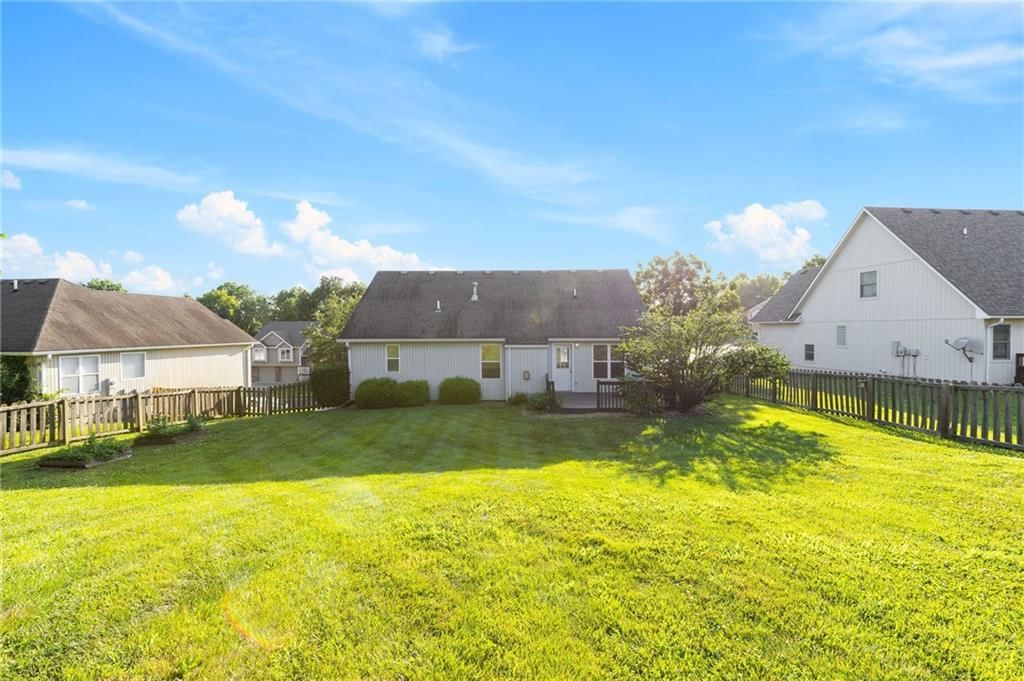 109 Deerfield Drive — photo 39
