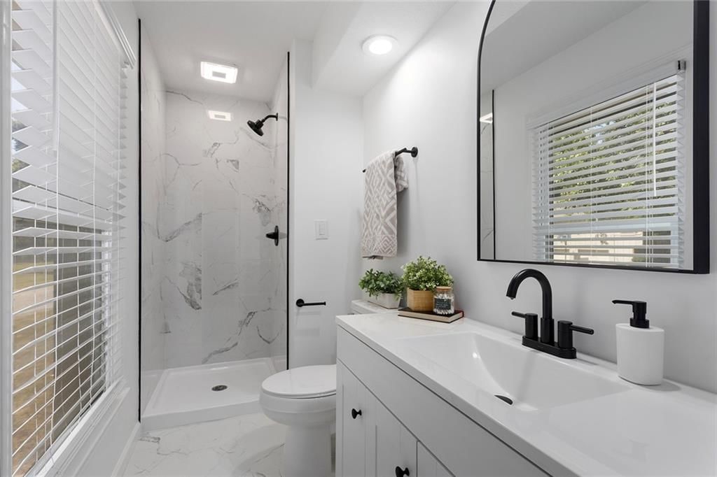 12801 Winchester Avenue — photo 13