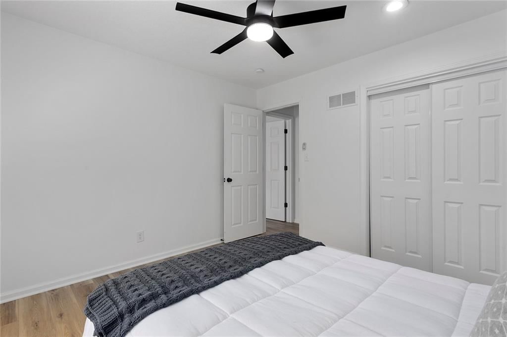 12801 Winchester Avenue — photo 15