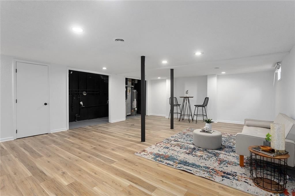 12801 Winchester Avenue — photo 25