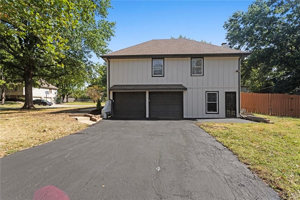 12801 Winchester Avenue — photo 31