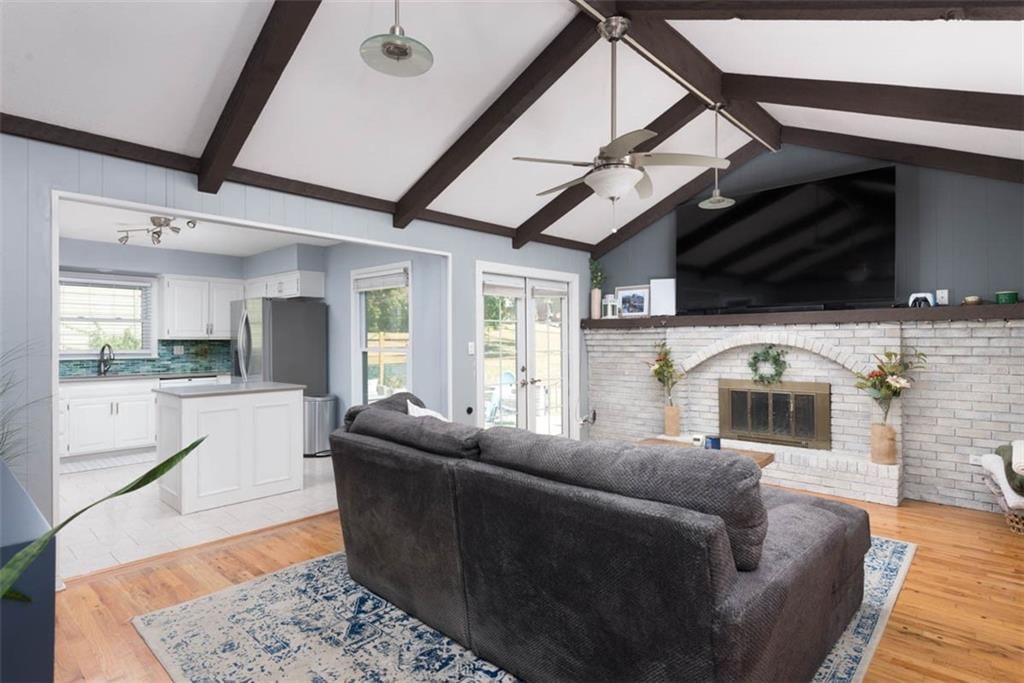 3625 N Walnut Street — photo 15