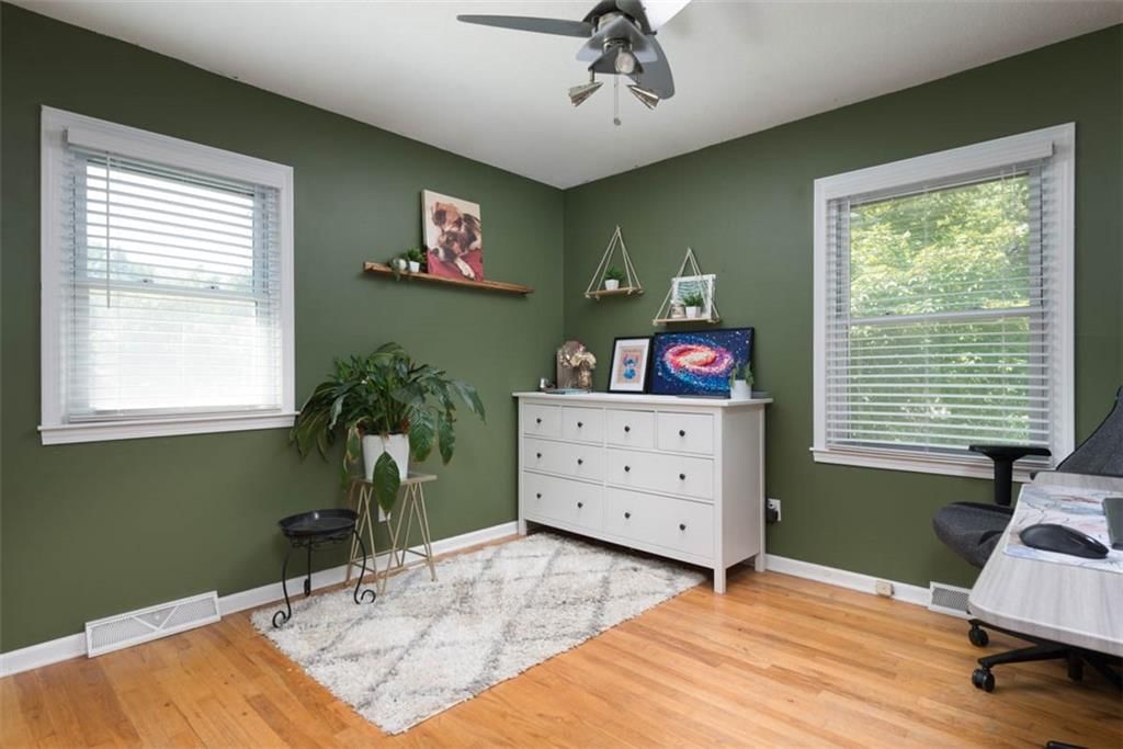 3625 N Walnut Street — photo 22