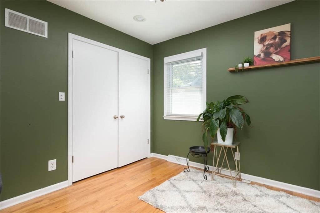 3625 N Walnut Street — photo 23