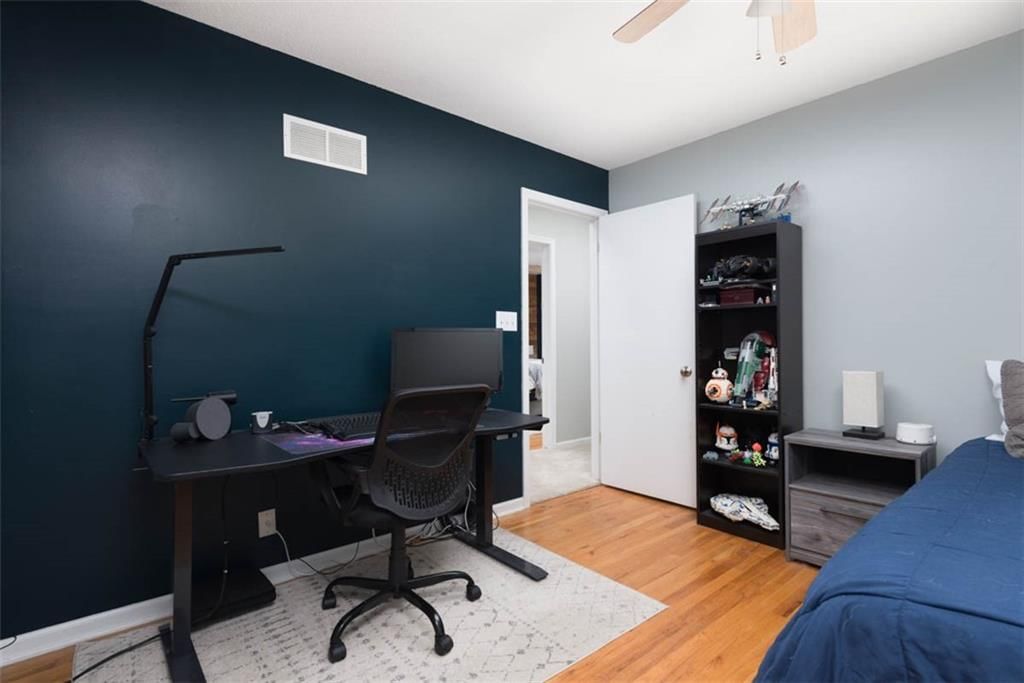 3625 N Walnut Street — photo 25