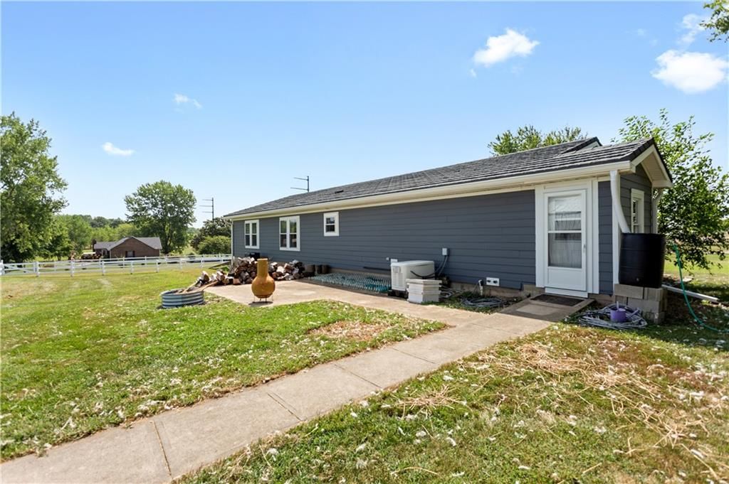 15038 Fairmount Road — photo 32