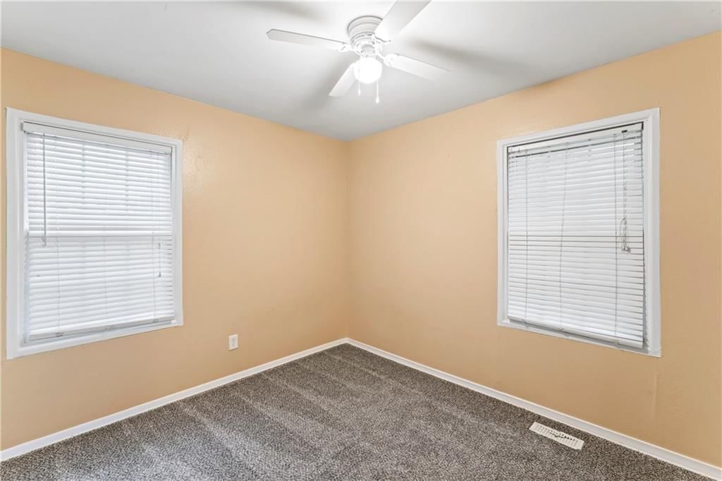 Photo 19 of 23 - 6418 E 150th Street