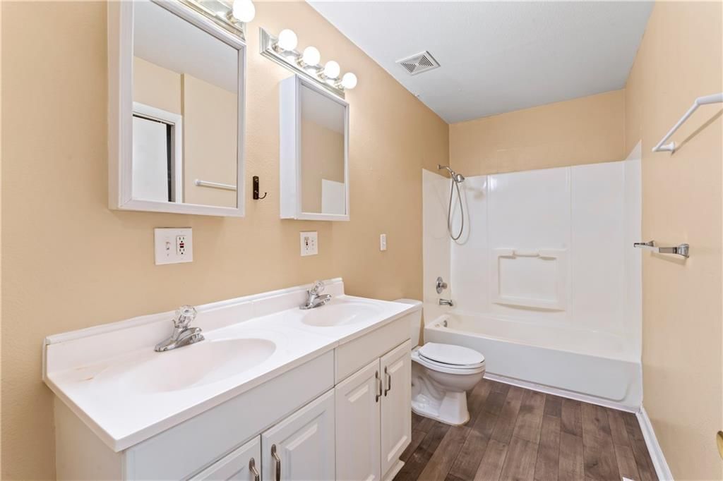 Photo 21 of 23 - 6418 E 150th Street