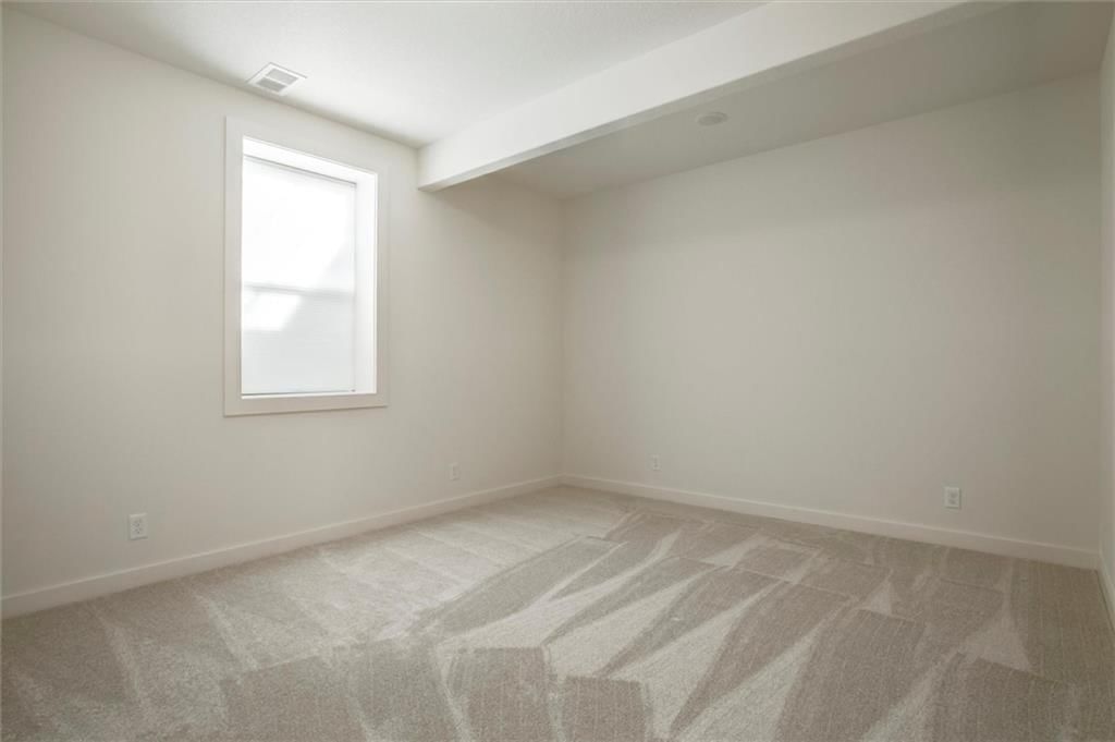Photo 25 of 39 - 32263 W 165th Street