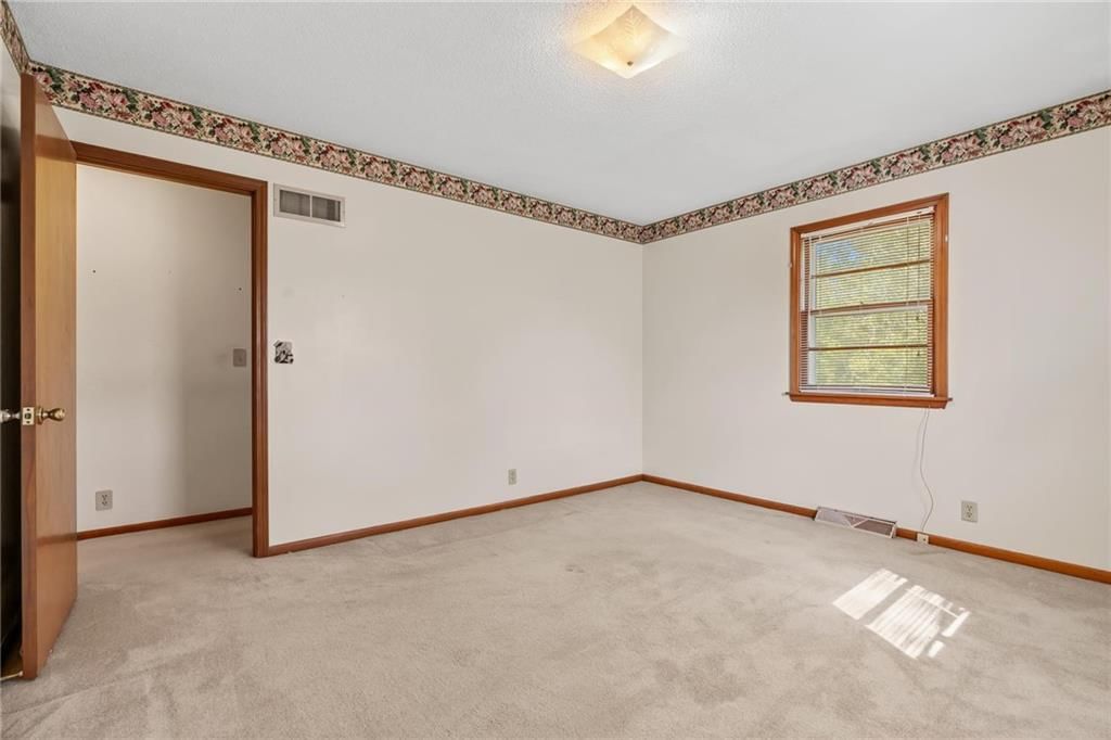 14657 Lincoln Lane — photo 26