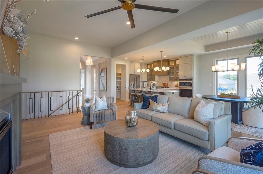 908 Savannah Lane — photo 15