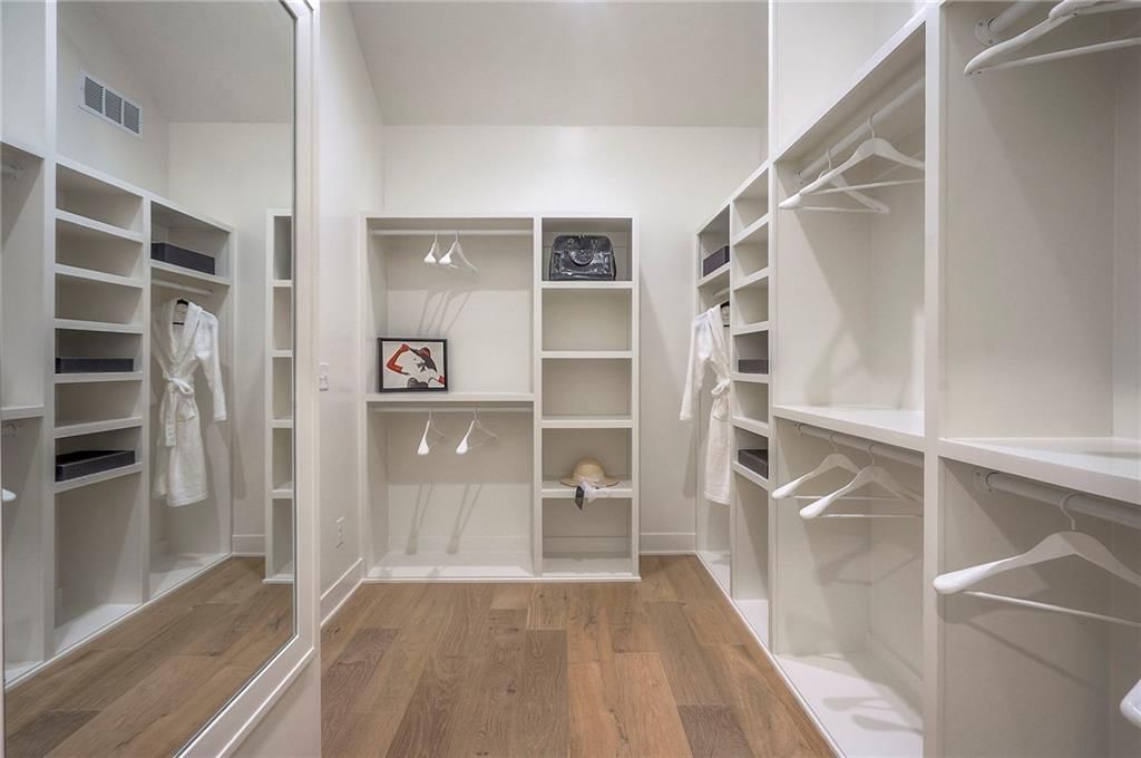 908 Savannah Lane — photo 36