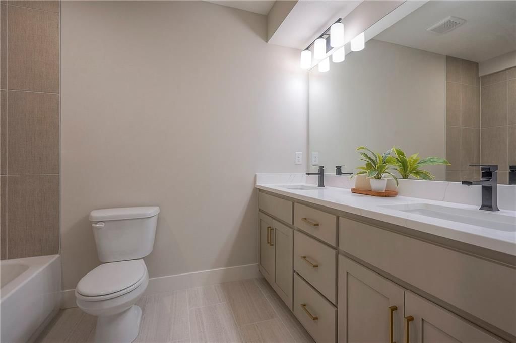 908 Savannah Lane — photo 48