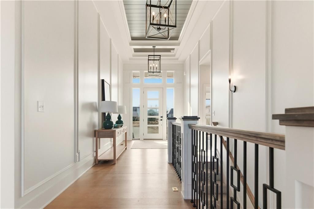 2607 NE Woodland Oak Drive — photo 3