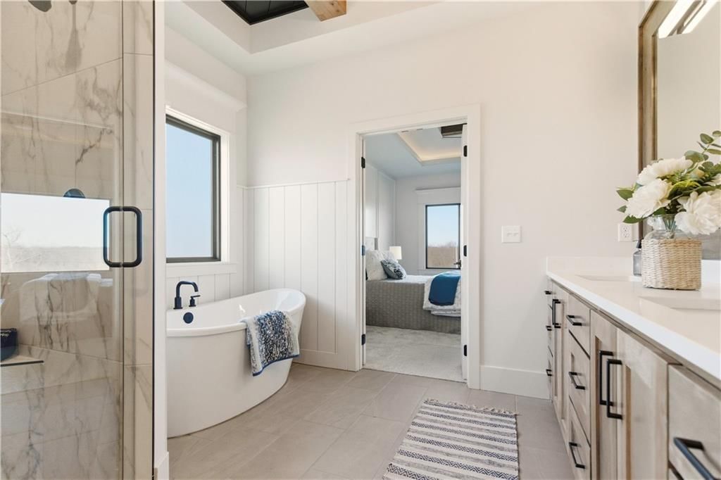 2607 NE Woodland Oak Drive — photo 32