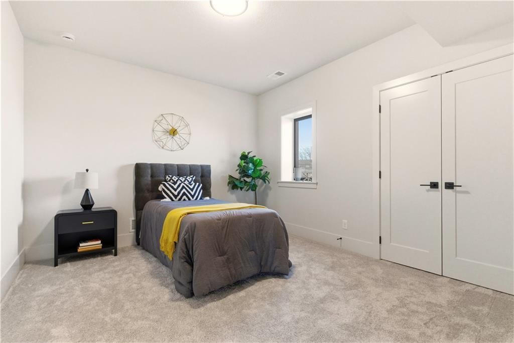 2607 NE Woodland Oak Drive — photo 52