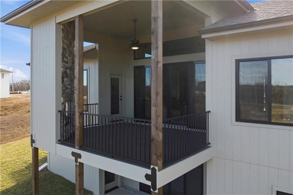 2607 NE Woodland Oak Drive — photo 56
