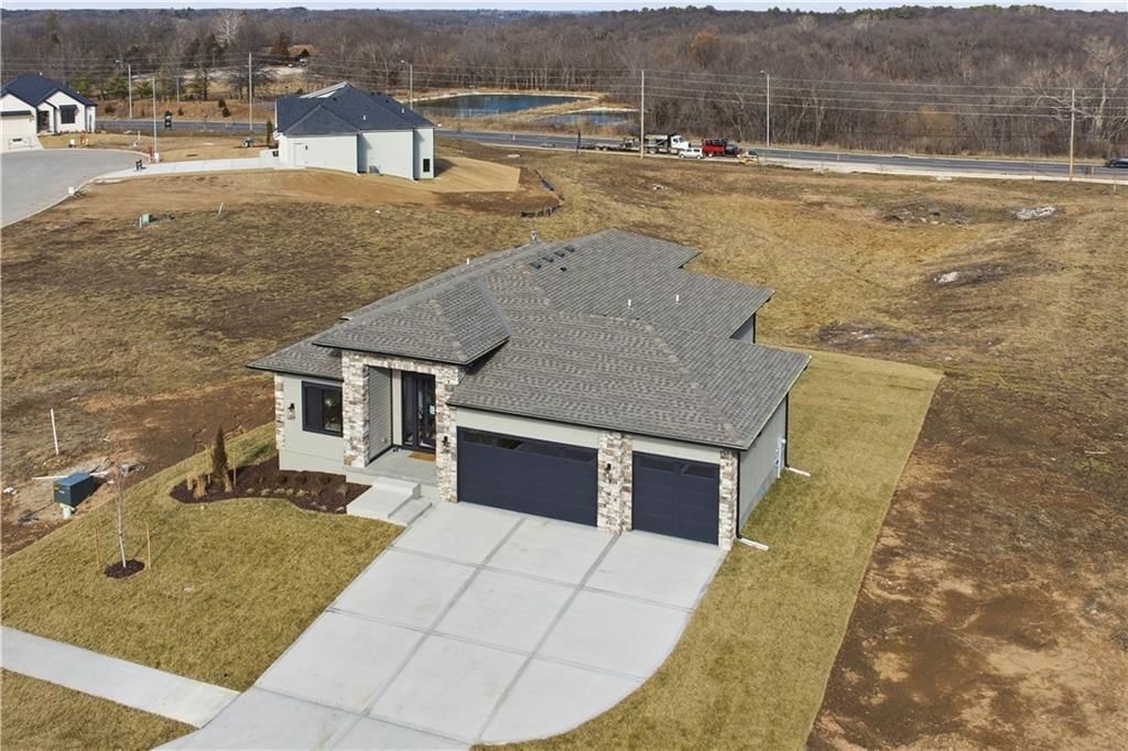 2607 NE Woodland Oak Drive — photo 62