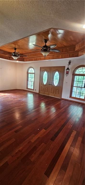 817 Elmwood Lane — photo 14