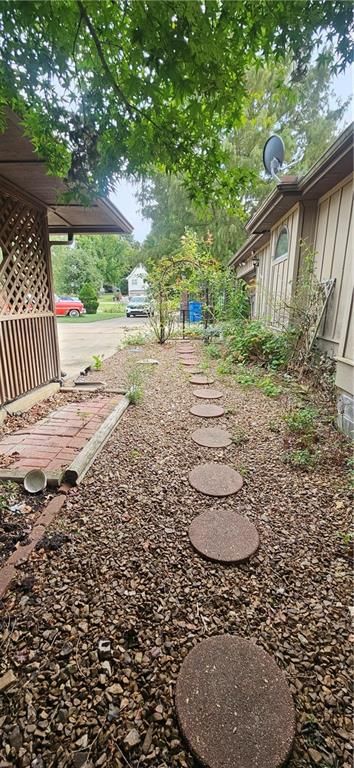 817 Elmwood Lane — photo 26