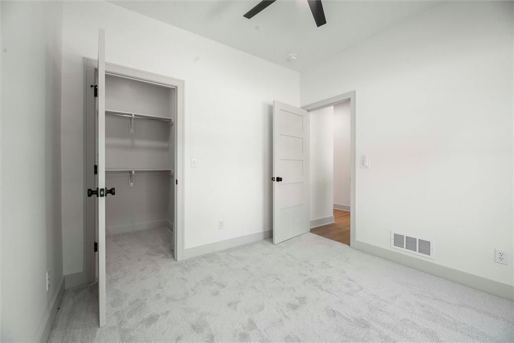 706 N Main Street — photo 16