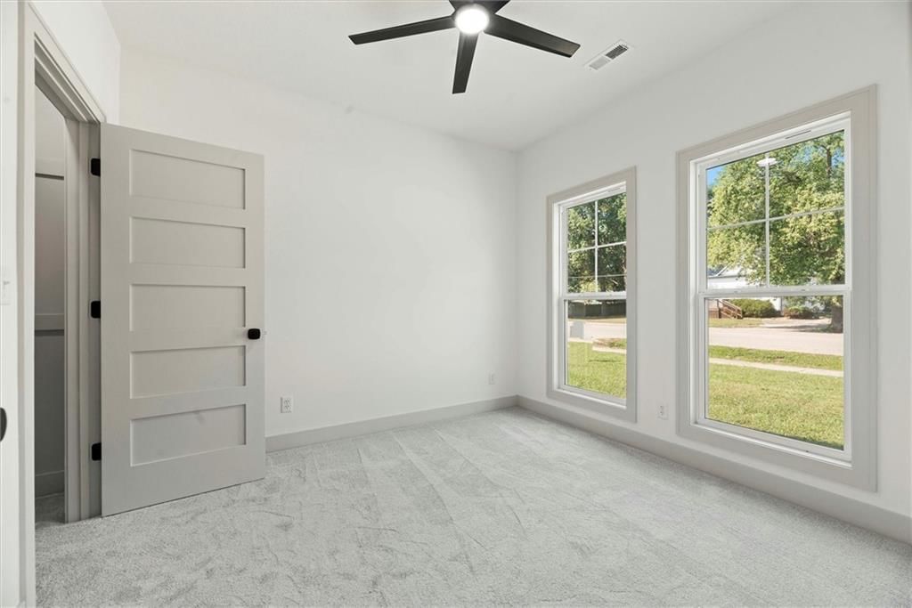 706 N Main Street — photo 17