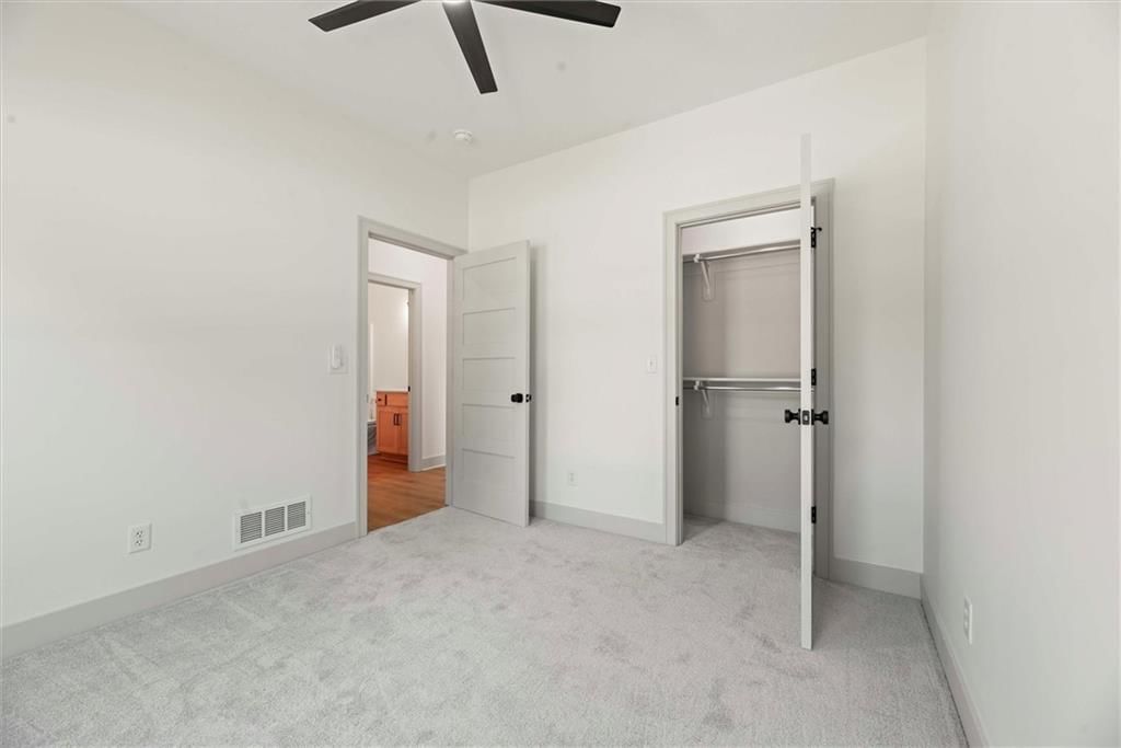 706 N Main Street — photo 18