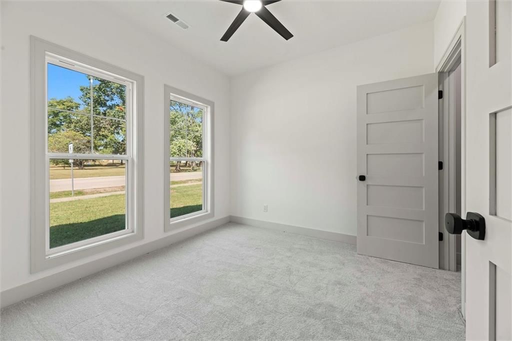 706 N Main Street — photo 19