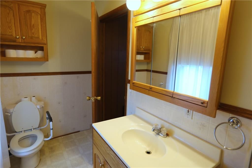 715 W Valley Street — photo 30