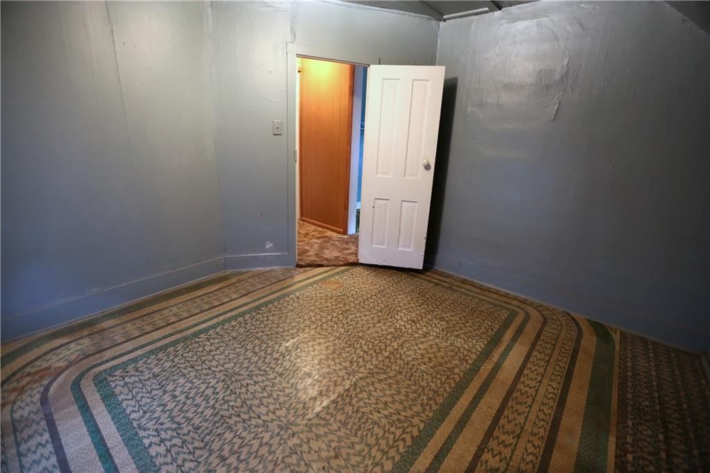 715 W Valley Street — photo 36