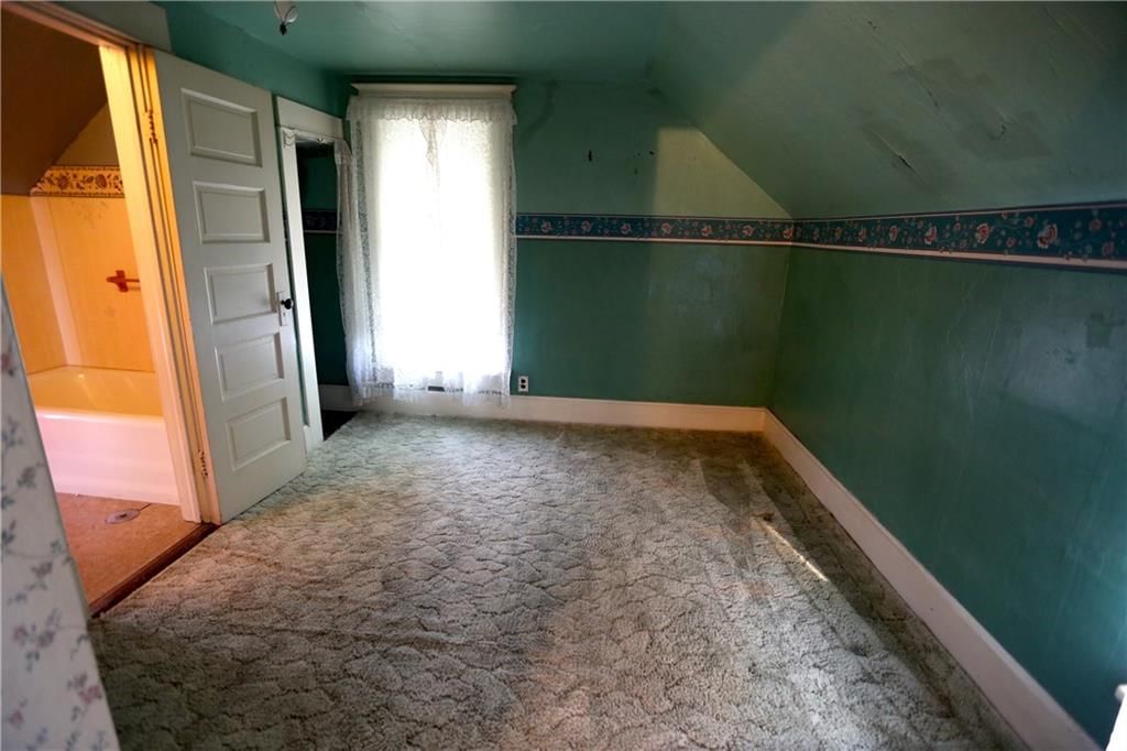715 W Valley Street — photo 42