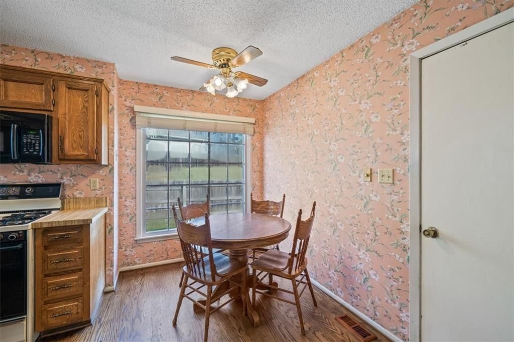 10786 Westgate Road — photo 10