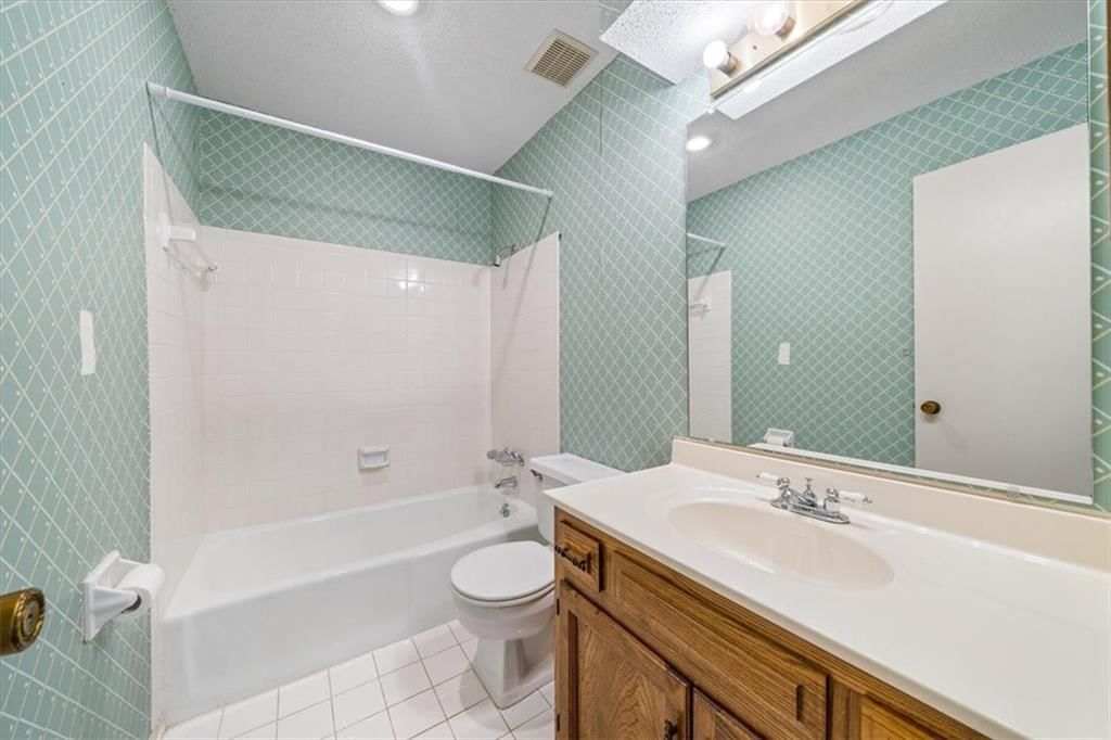 10786 Westgate Road — photo 24