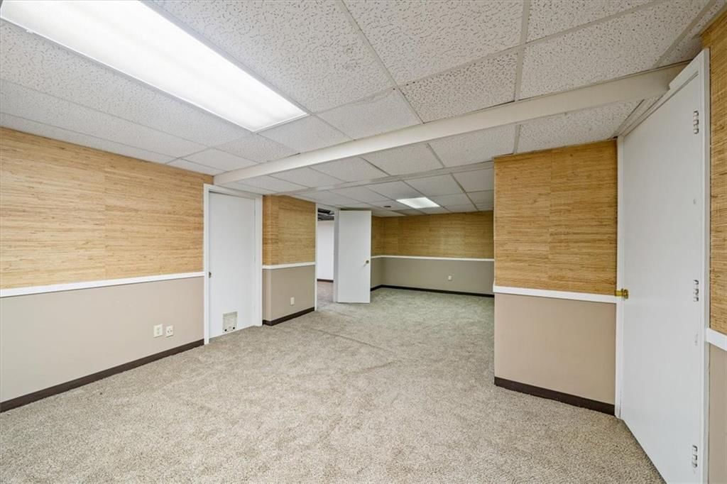 10786 Westgate Road — photo 30