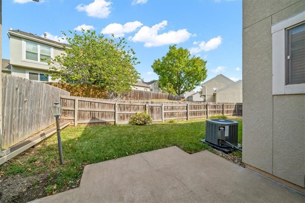 10786 Westgate Road — photo 31