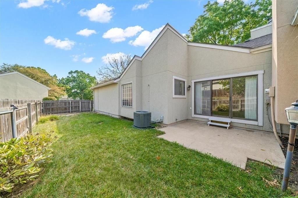 10786 Westgate Road — photo 35